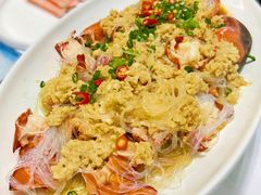 蒜蓉粉丝蒸波士顿龙虾-红鼎豆捞·非遗鲍皇汤火锅(宝丰路店)