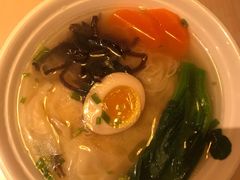 云吞港式汤面-避风塘(宝山万达店)