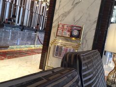 -永恒朗悦酒店(广西大学地铁站大学东路万达广场店)