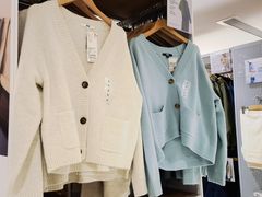 -优衣库(北京万柳华联购物中心店)