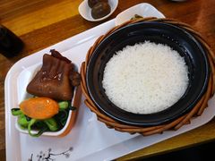 香焖猪脚饭-乾厨府(乌山西路金樽店)