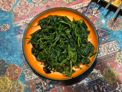 -乡村馕坑肉·烧烤·新疆菜·本地人更爱吃(阿勒泰首店)