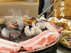 -围炉肉舍•炭烤活鳗•丹东海鲜烤肉(步行街店)