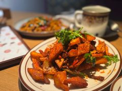 -纳鲁孜·新疆特色餐厅(上海悦荟广场店)