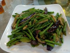 -年辉渔村·非遗传承餐厅(新丰江店)
