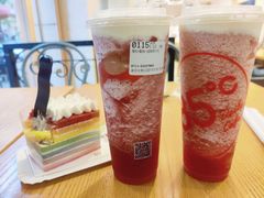 酸奶彩虹蛋糕-85度C(株洲新华西店)