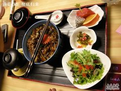牛肉饭-将太无二·北美传奇寿司(瑞士公寓店)
