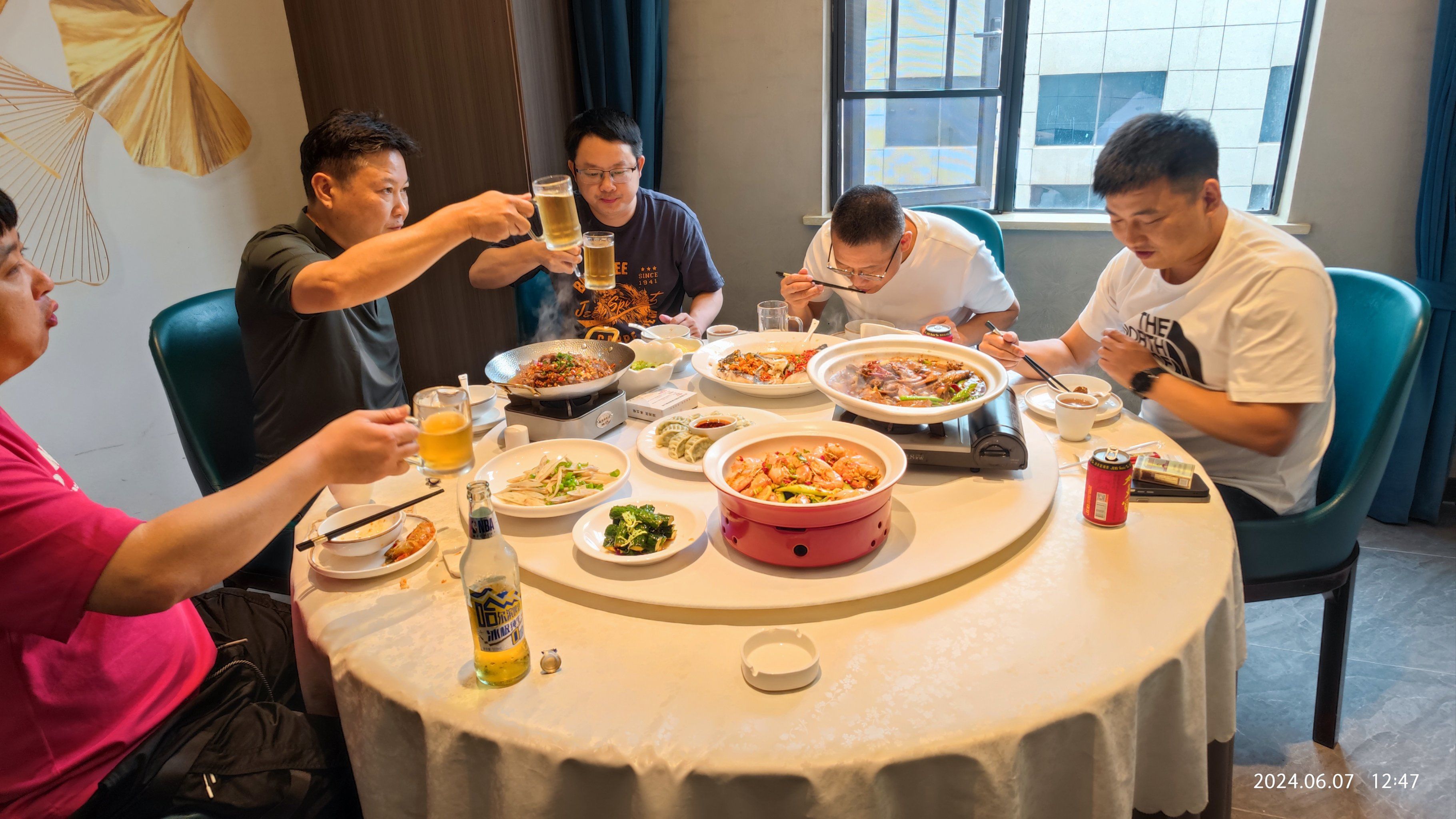 家庭聚会的欢乐时光