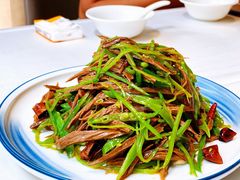 荷兰豆拌黑腐竹-小谭川菜(紫薇田园店)