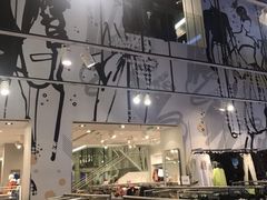-H&M(鹏欣水游城店)