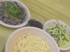 -黑八私房老北京炸酱面