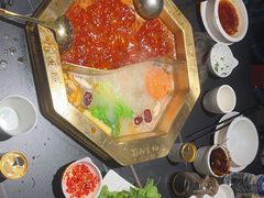 -蜀九香火锅(彩虹店)