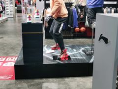 -上海第一八佰伴