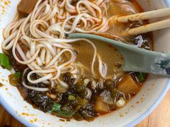 -小辫子羊肉面馆(周东店)