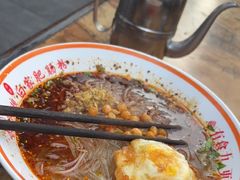 -钟方模白家肥肠粉(春熙店)