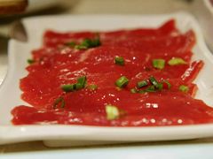 鲜嫩牛肉-矮冬瓜红茶火锅