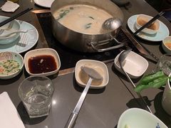 -捞王锅物料理(上海世茂广场店)