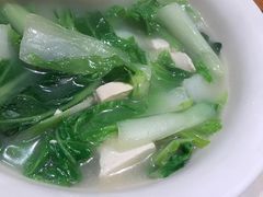 小白菜豆腐汤-老滇山寨•云南特色菜•地方菜•民族风情歌舞表演(金碧店)