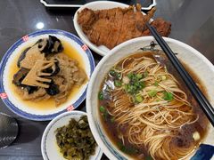 -鸿兴面馆馄饨小笼(稻香店)