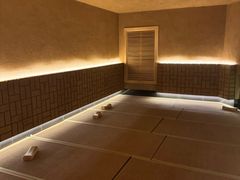 -涨巢·潮玩水疗局