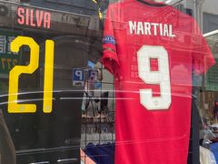 -SFALO 飛龍球衣專門店旺角店