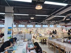 -郑在DIY·潮玩银饰绘画手作(中央大道旗舰店)