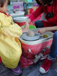 -泥娃娃DIY陶吧(易生活购物公园店)