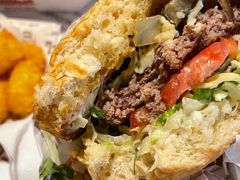 -The Habit Burger Grill 哈比特汉堡(复兴soho店)