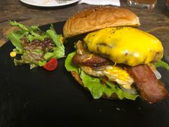 -HIGH FIVE哈福手工汉堡(桂林路店)