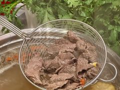-匠心牛公馆·潮汕牛肉海鲜火锅(索菲特店)