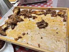 -三个大叔烤羊肉串·歌手驻唱·碳烤鲜肉(西三旗店)