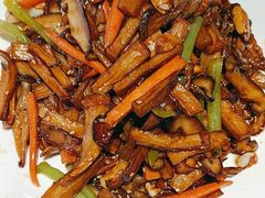 -八大碗·地道东北菜(白塔堡店)