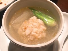 蟹粉狮子头-湖滨28中餐厅·西湖宴·杭州君悦酒店