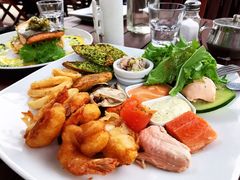 -Bully Hayes Restaurant & Bar