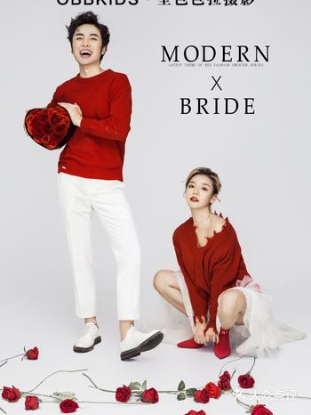甜甜的情侣婚纱照让爱情满满的仪式感