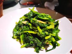 清炒豌豆尖-泓0871臻选云南菜·味庄