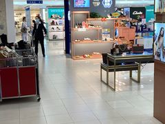 -上海置地广场(南京东路店)