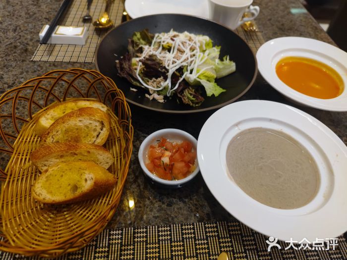 丹鼎铁板料理图片