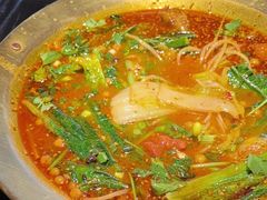 -张翻越·川渝冒菜·武汉黑鸭煲(城北万象城店)