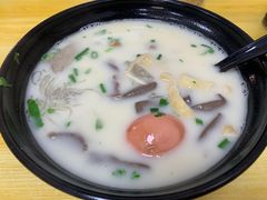 -津津老鸭粉丝馆(正东路店)