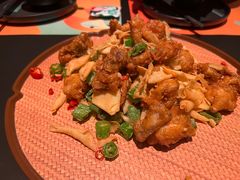 摇滚牛蛙-羽鸽集·乳鸽专门店·地道顺德菜(岭南站店)