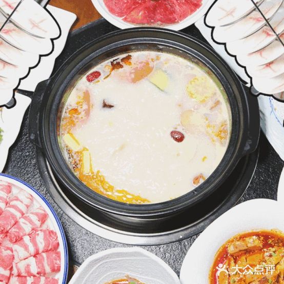 粥鱼黑火锅店(润城店)