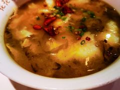 -渝是乎酸菜鱼(龙旗购物中心店)