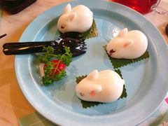 大白兔草莓椰汁糕-一笼小幸运