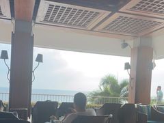 -日落吧·海景咖啡厅·餐酒吧·鸡尾酒·下午茶·乐队表演·浪漫夕阳·三亚文华东方酒店