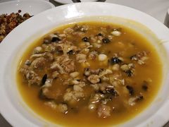 酸汤牛蛙-莲餐厅·湖北菜·藕汤是头牌(愚园路店)