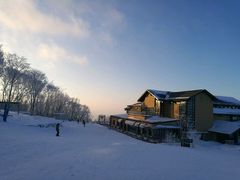 -中旅松花湖滑雪场