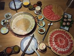 -礼舍·和牛火锅·烤肉·料理餐厅(华茂店)