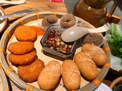 -老凯俚酸汤鱼(鸿通城店)