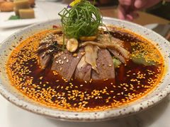 -初蓉丨遇见新川菜(亲贤街荣耀店)